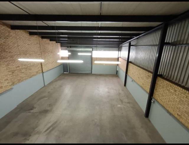 INDUSTRIAL PROPERTY TO RENT IN CHAMDOR